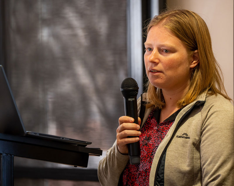 Kelly Strike presenting at Better Water in the Bush Forum