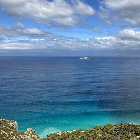 Stony Island from Torndirrup National Park. Photo source: Water Corporation.